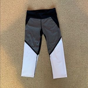 AEROPOSTALE LEGGINGS!